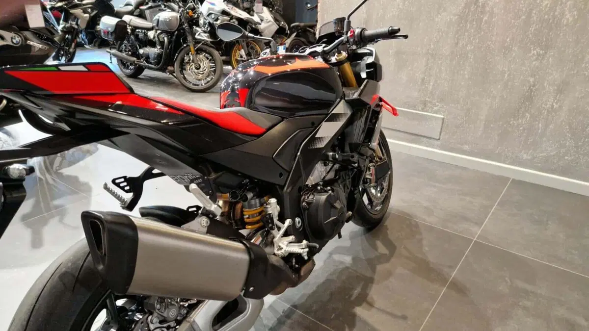 Aprilia Tuono V4 (2025 - 26) (6)