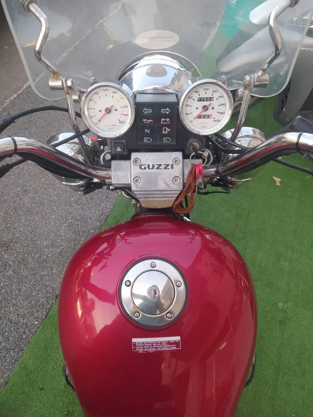 Moto Guzzi Nevada 750 (2002 - 06) (5)