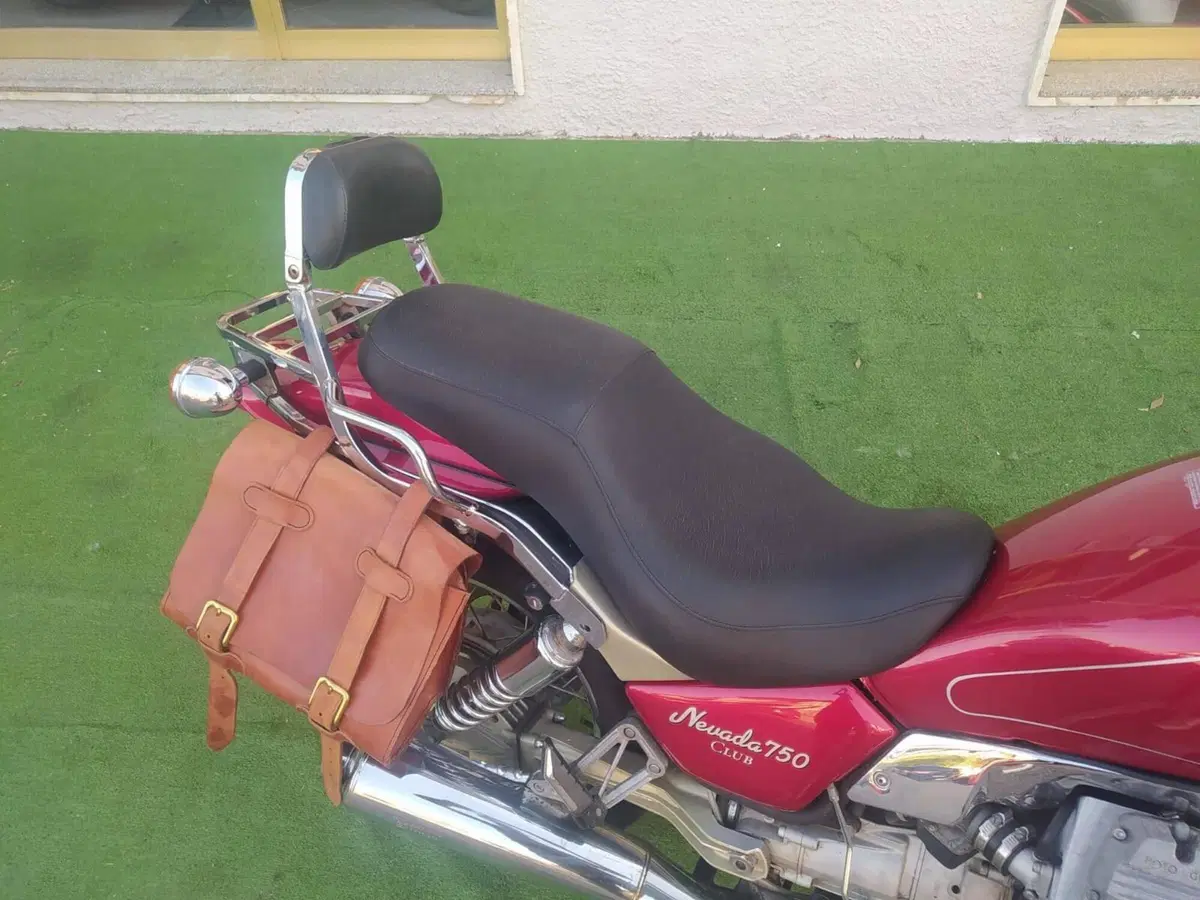 Moto Guzzi Nevada 750 (2002 - 06) (4)