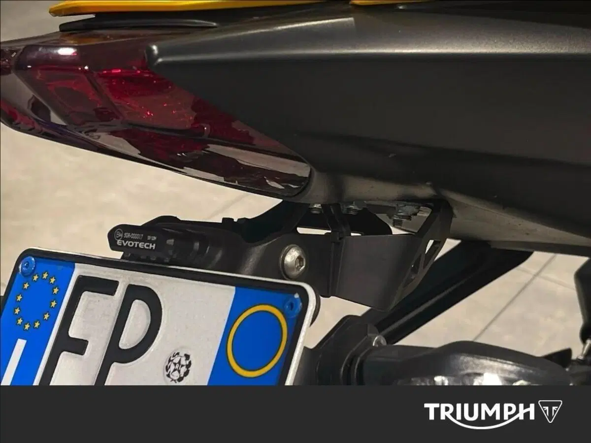 Triumph Street Triple 765 RS (2023 - 26) (7)