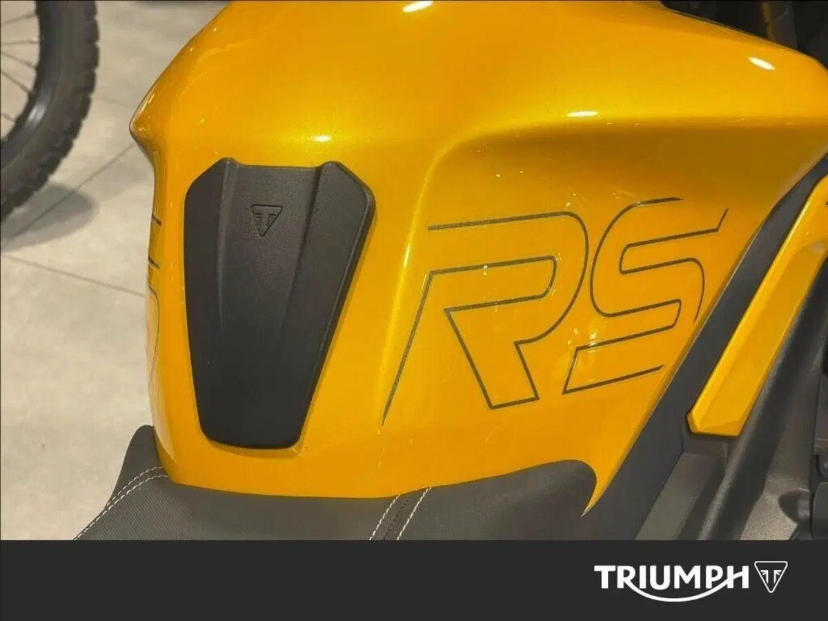 Triumph Street Triple 765 RS (2023 - 26) (9)
