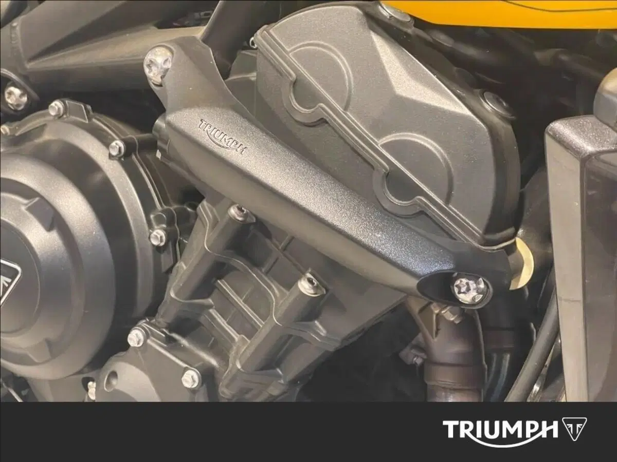 Triumph Street Triple 765 RS (2023 - 26) (4)