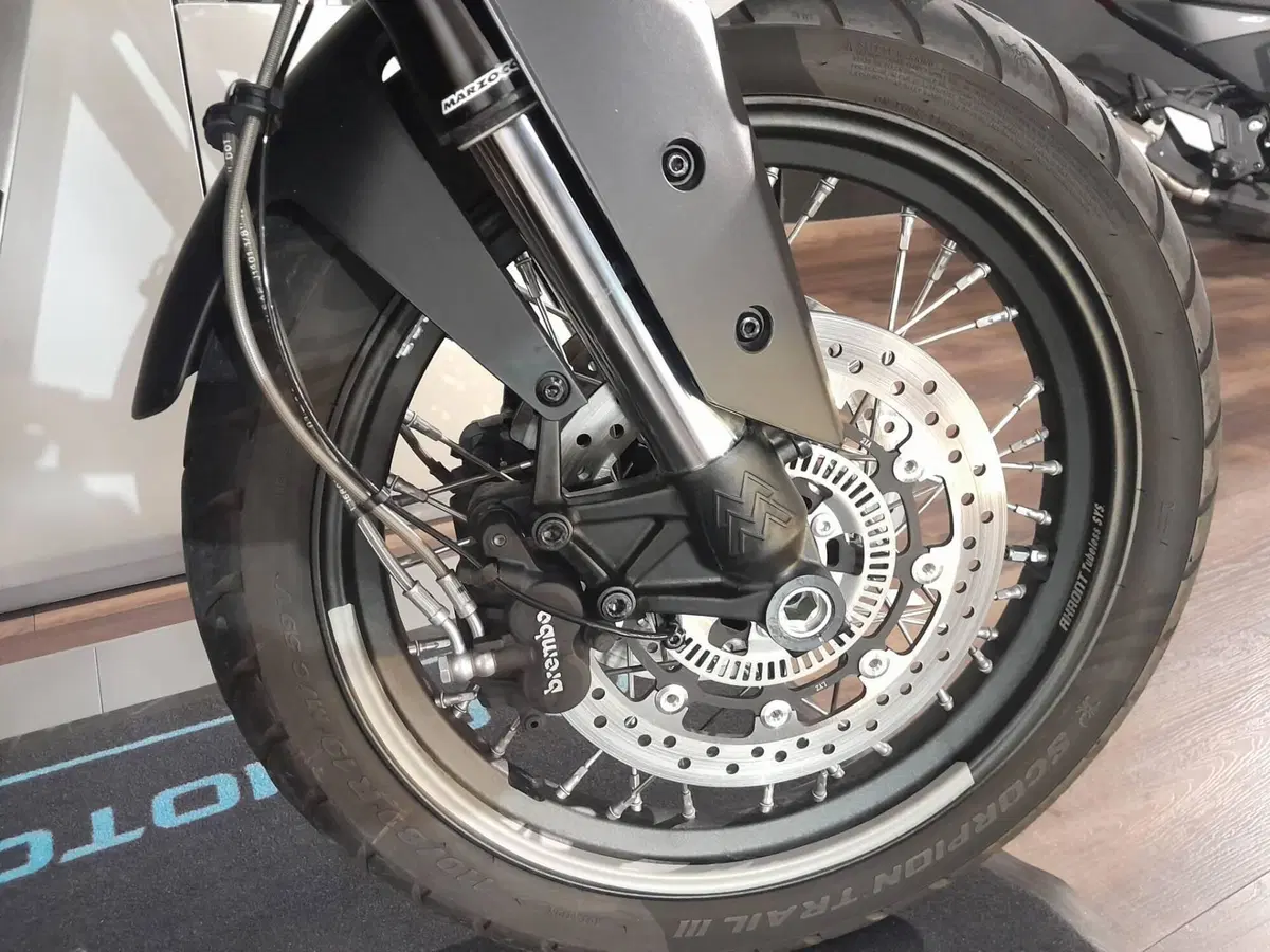 Moto Morini X-Cape 650 Alloy Wheels (2021 - 26) (17)