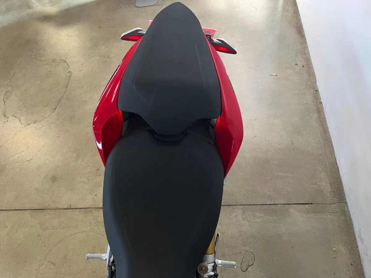 Ducati Streetfighter V2 (2022 - 24) (8)