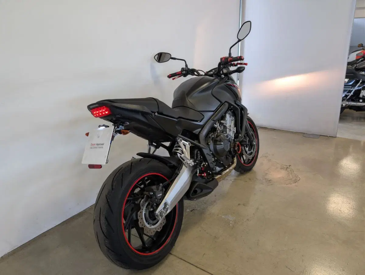 Honda CB 650 F ABS (2014 - 17) (7)