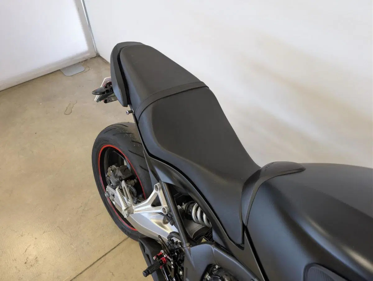 Honda CB 650 F ABS (2014 - 17) (8)