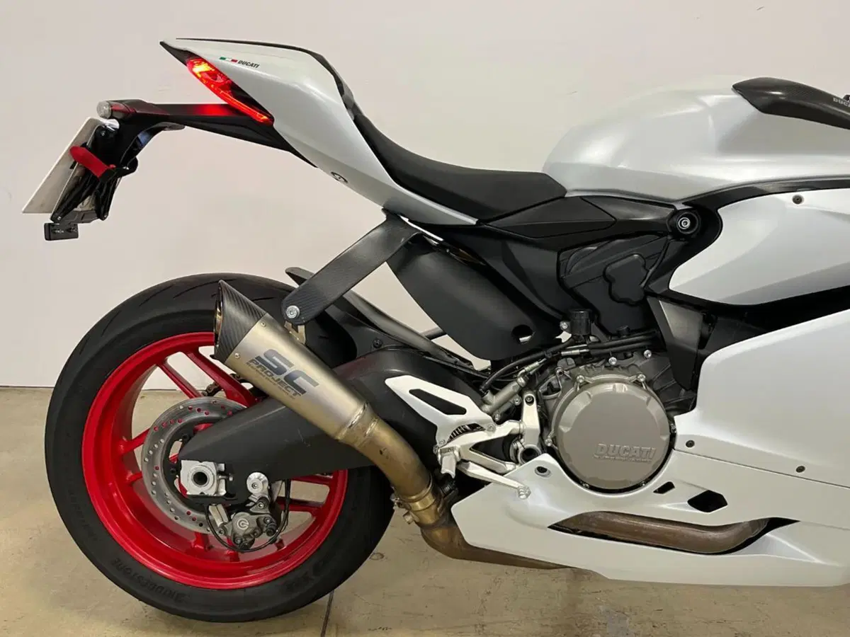 Ducati 959 Panigale (2016 - 19) (6)
