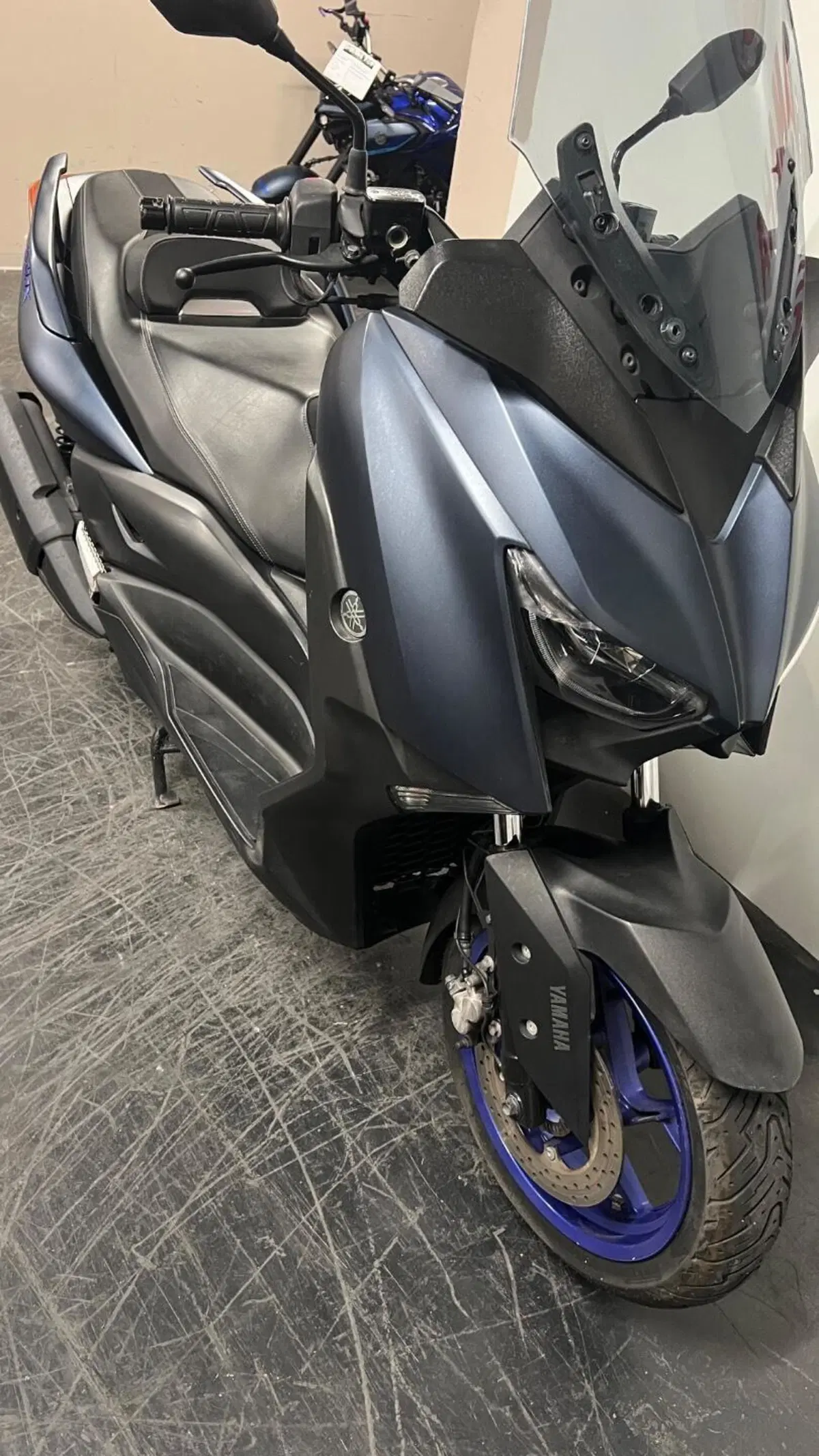 Yamaha X-Max 300 (2021 - 24) (10)