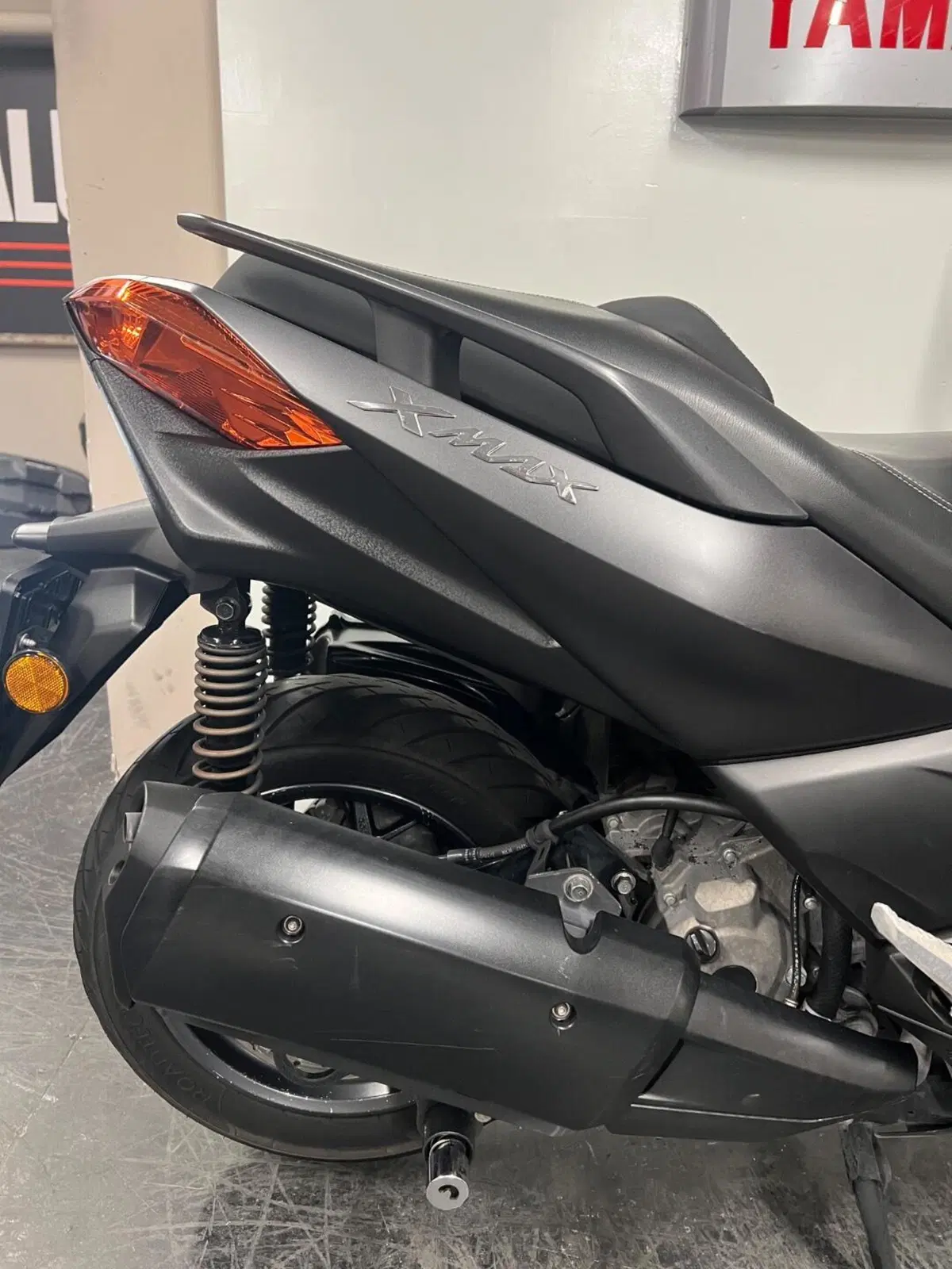 Yamaha X-Max 300 (2021 - 24) (5)