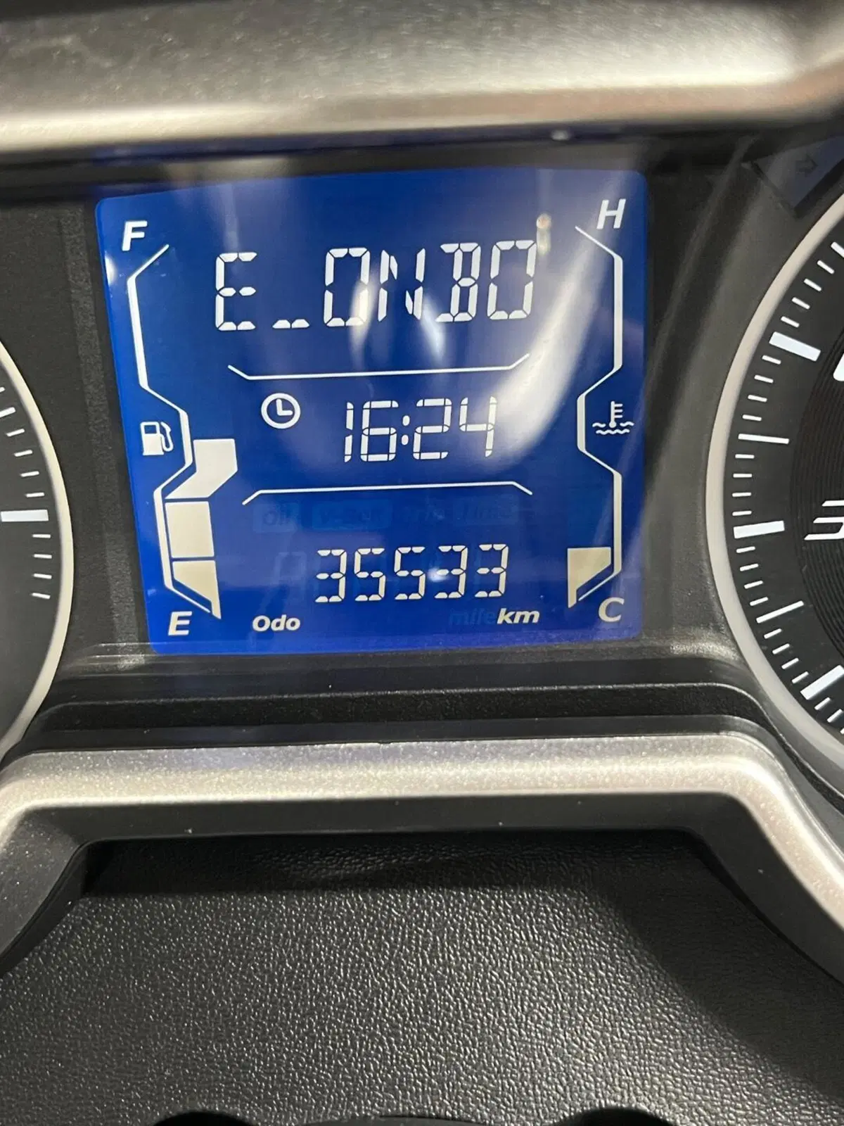 Yamaha X-Max 300 (2021 - 24) (9)