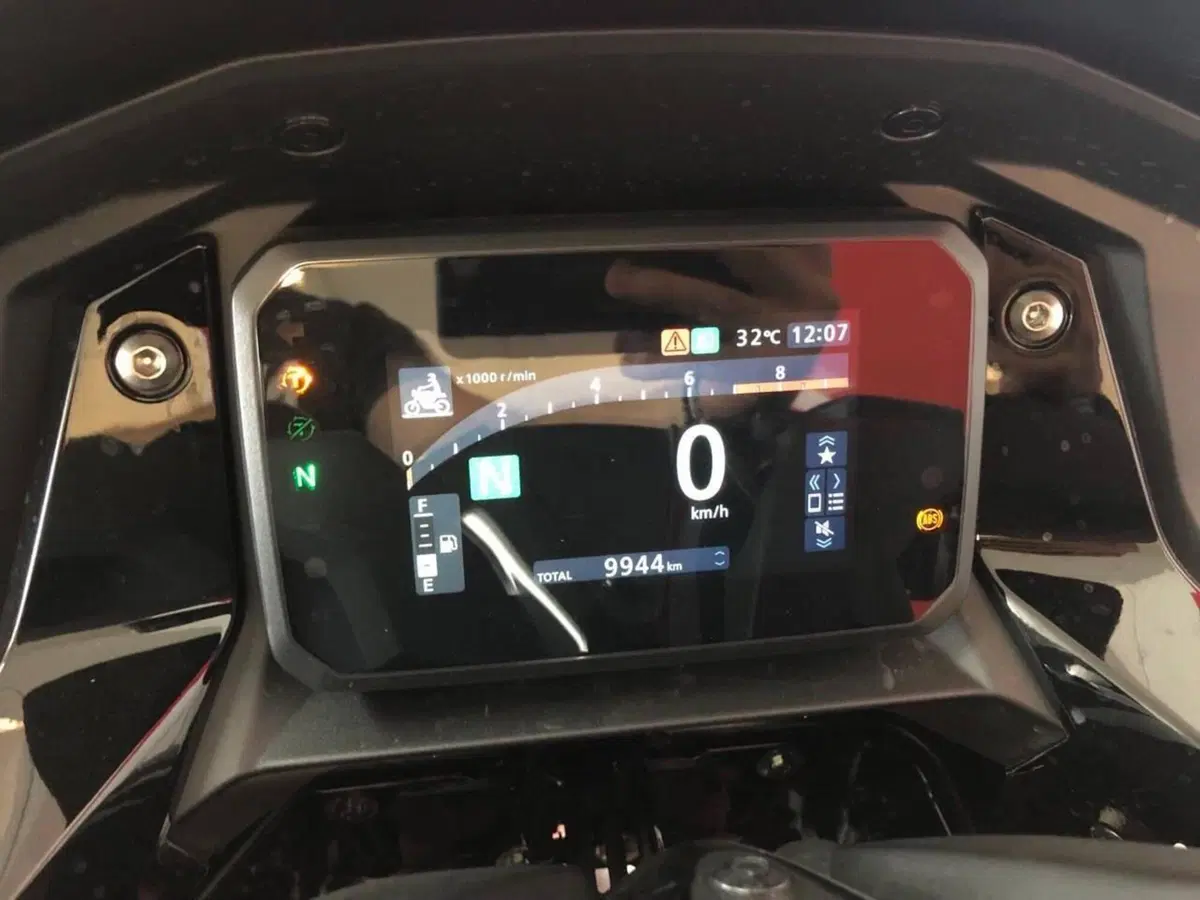 Honda Forza 750 (2025 - 26) (3)