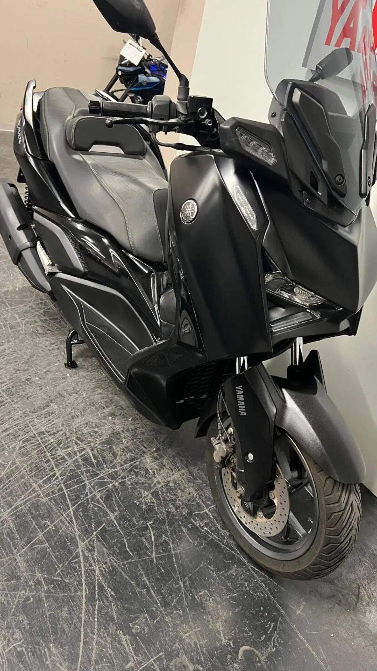 Yamaha X-Max 300 Tech Max (2021 - 24) (10)