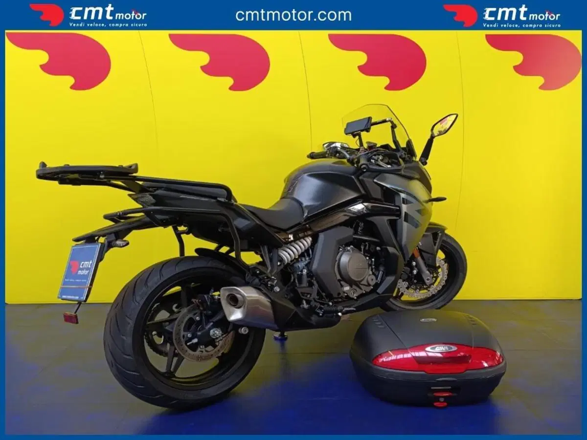 CFMOTO 650GT (2021 - 26) (4)
