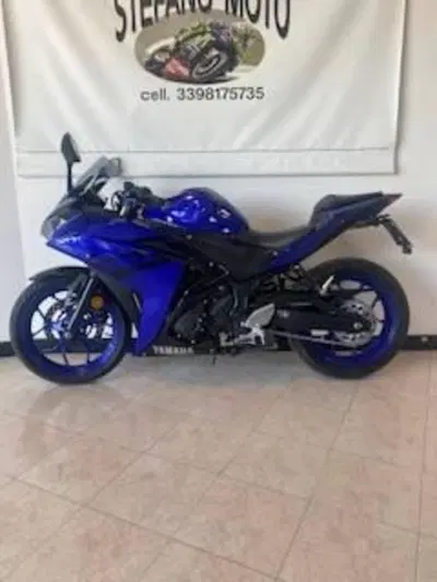 Yamaha YZF R3 (2019 - 20) usata