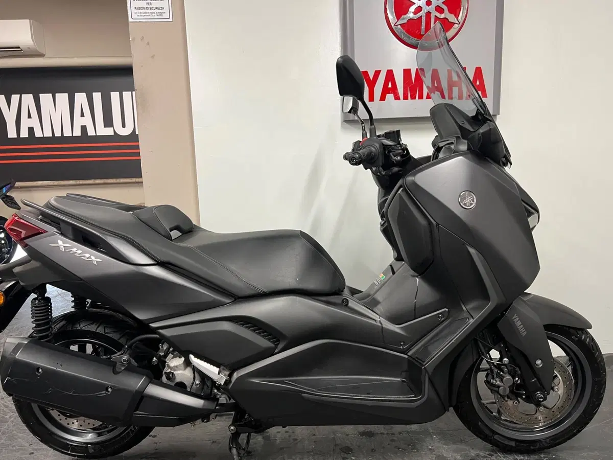 Yamaha X-Max 300 (2021 - 24)