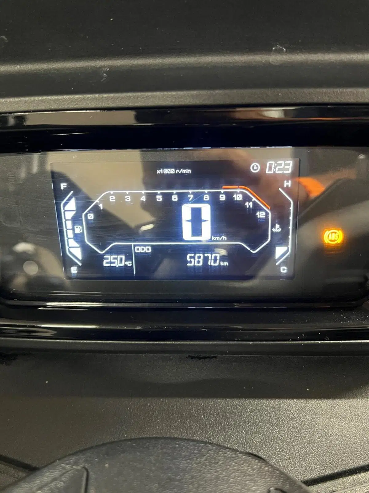 Yamaha X-Max 300 (2021 - 24) (9)