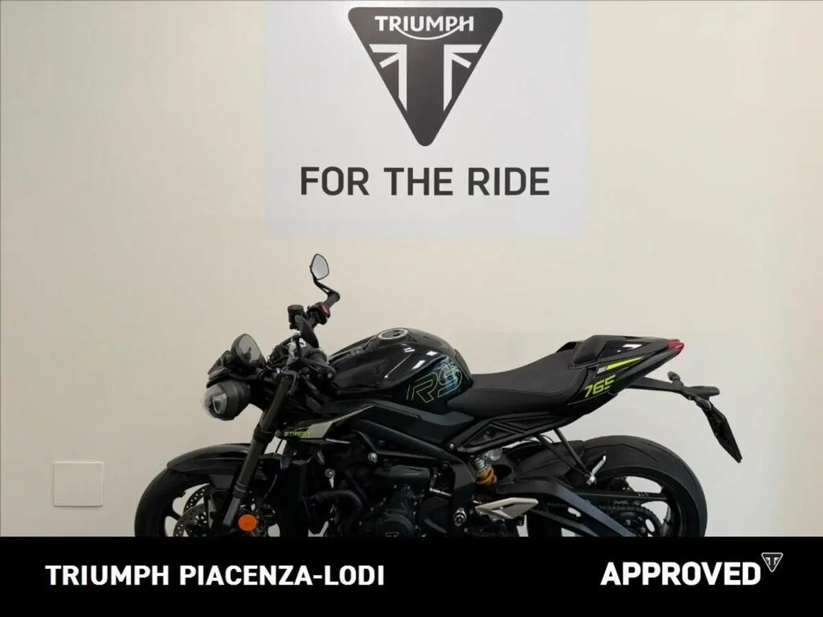 Triumph Street Triple 765 RS (2023 - 26) (2)