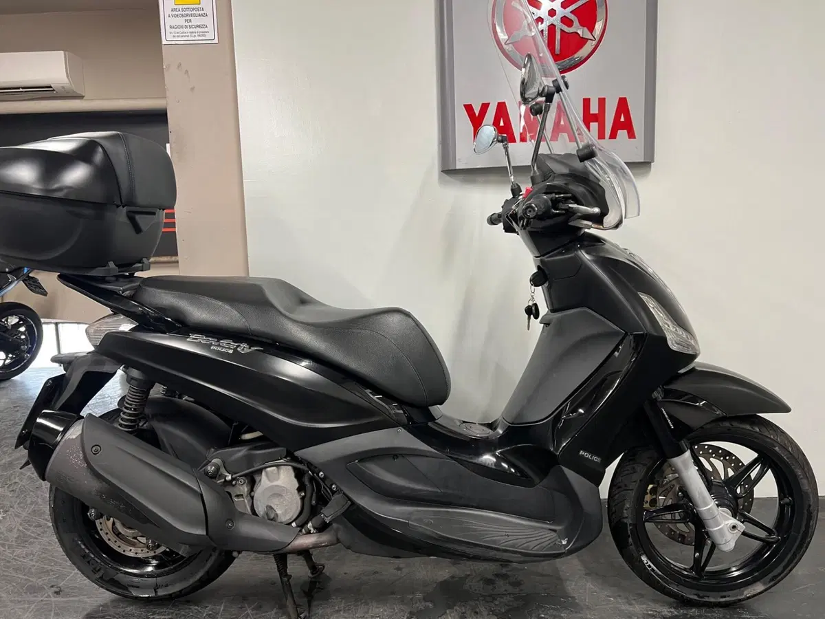 Piaggio Beverly 350 Police ABS-ASR (2018 - 20)