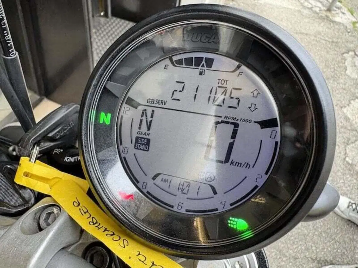 Ducati Scrambler 800 Icon Dark (2020) (20)