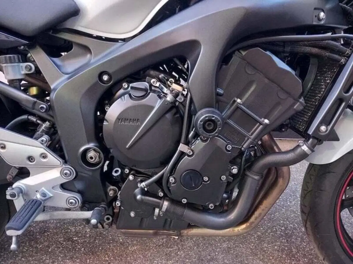Yamaha FZ6 S2 (2007 - 11) (6)