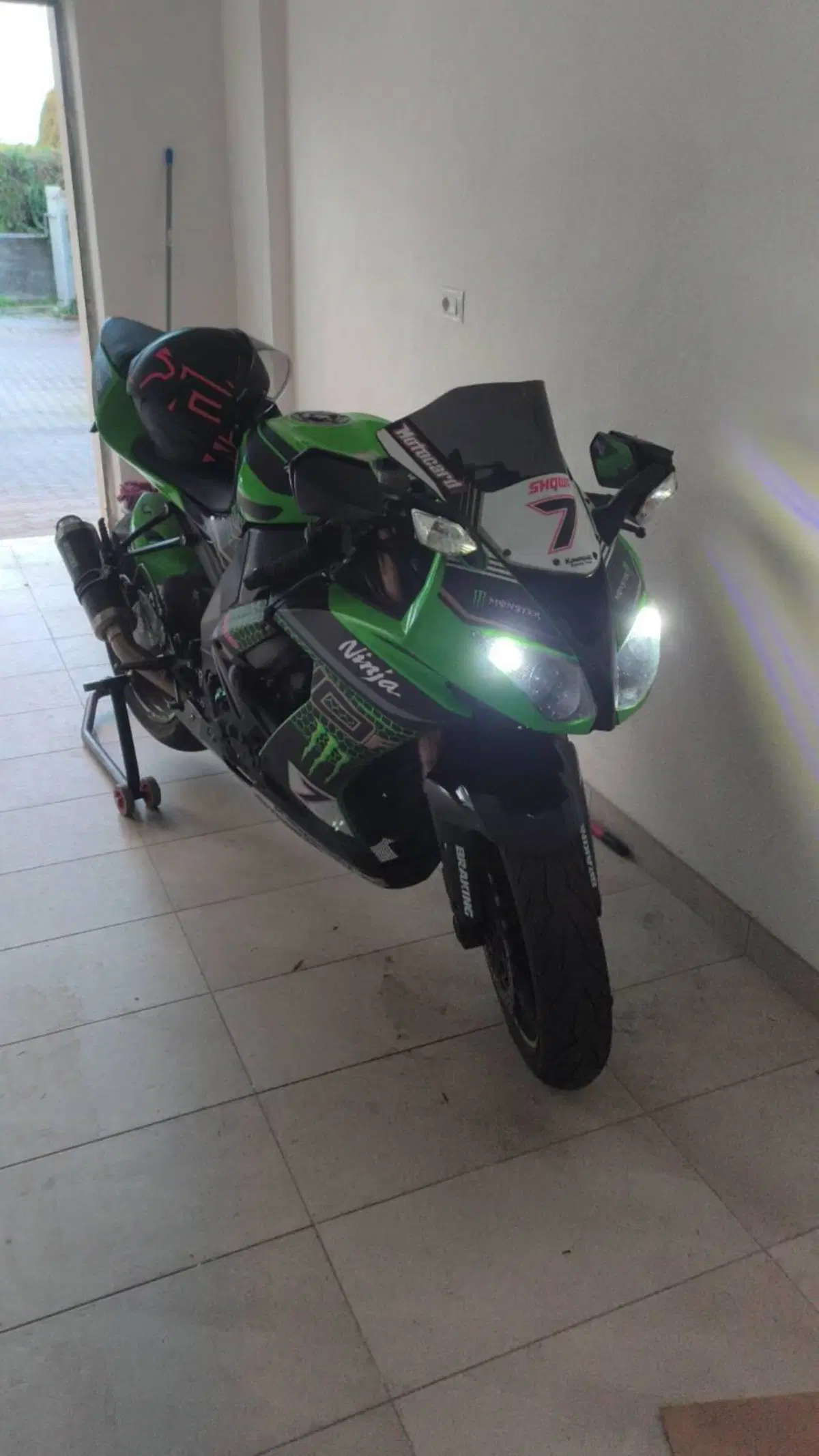 Kawasaki Ninja 1000 ZX-10R (2008 - 09) (3)