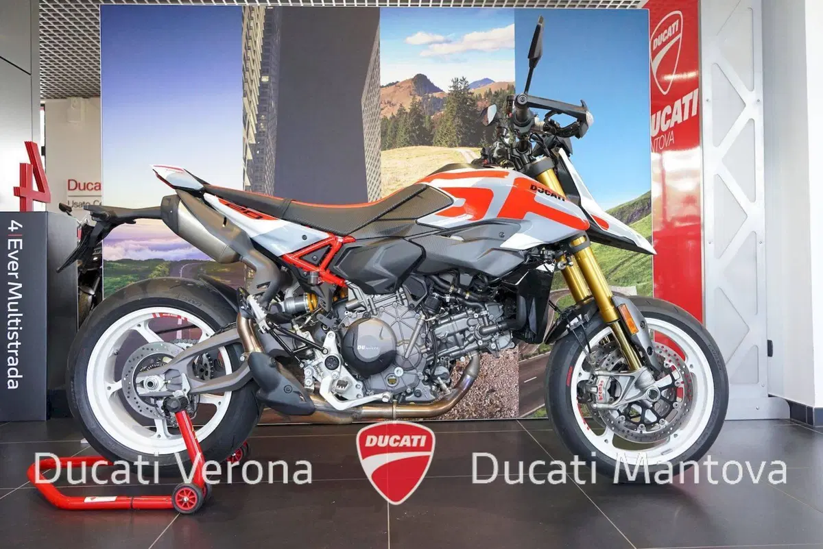 Ducati Hypermotard V2 SP (2026)