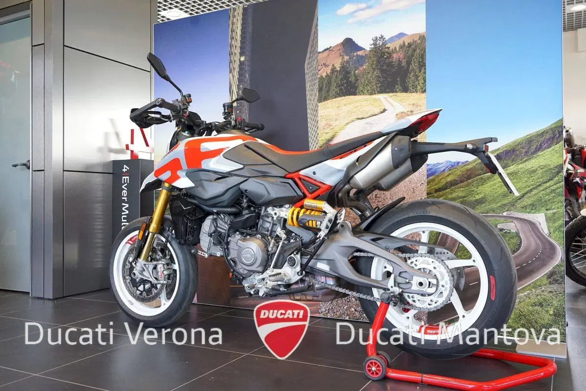 Ducati Hypermotard V2 SP (2026) (13)