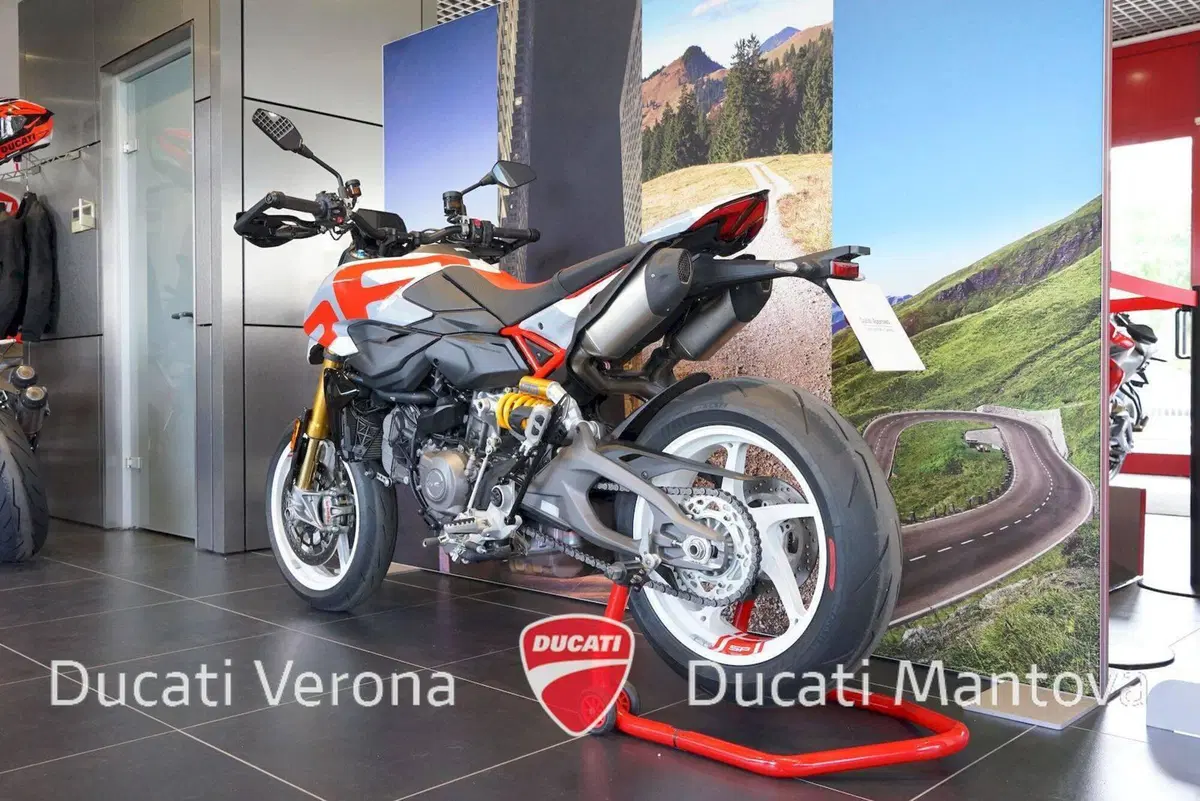 Ducati Hypermotard V2 SP (2026) (14)