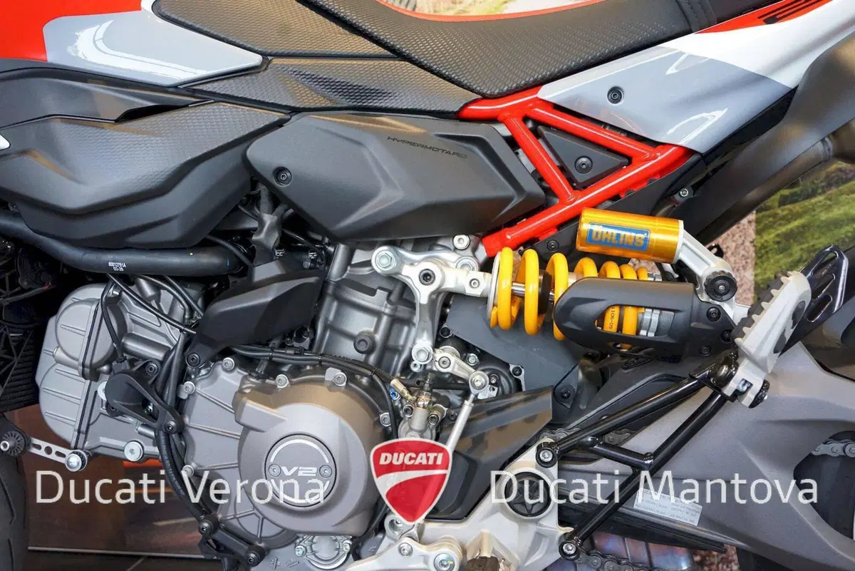 Ducati Hypermotard V2 SP (2026) (19)