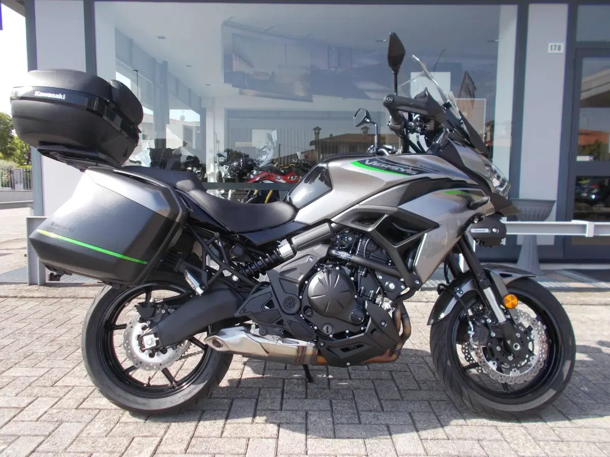 Kawasaki Versys 650 Grand Tourer (2025 - 26)
