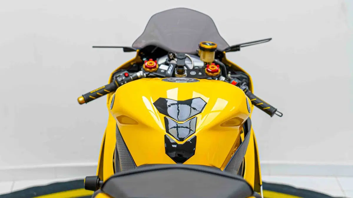 Yamaha YZF R6 (2006 - 07) (6)