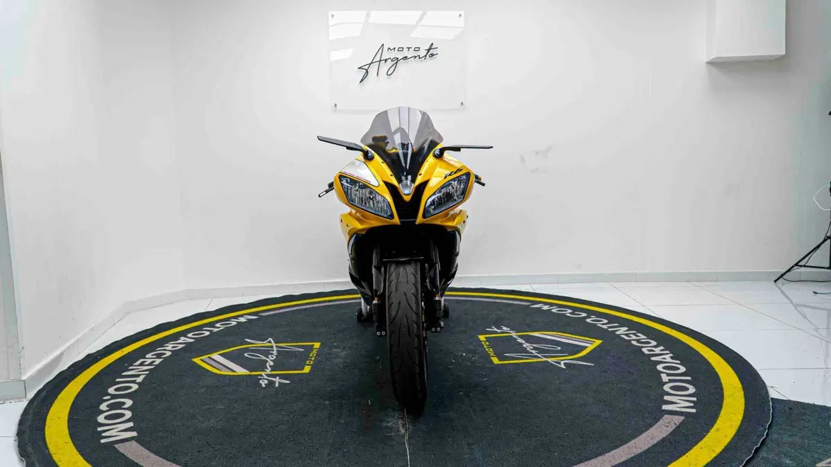 Yamaha YZF R6 (2006 - 07) (8)