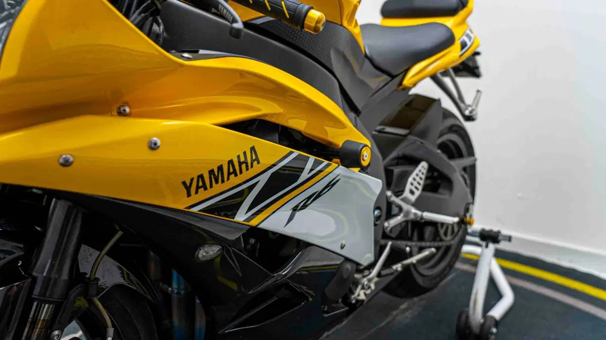 Yamaha YZF R6 (2006 - 07) (19)