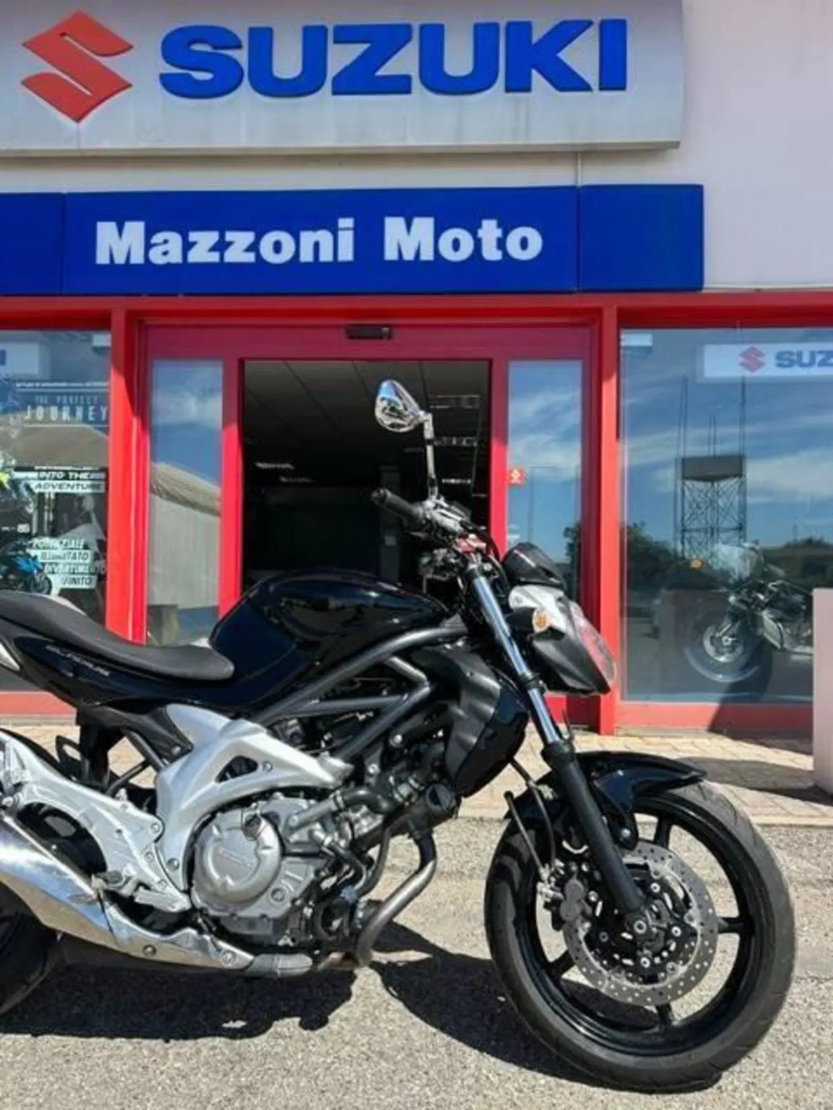 Suzuki Gladius 650 SFV ABS (2009 - 15) (2)
