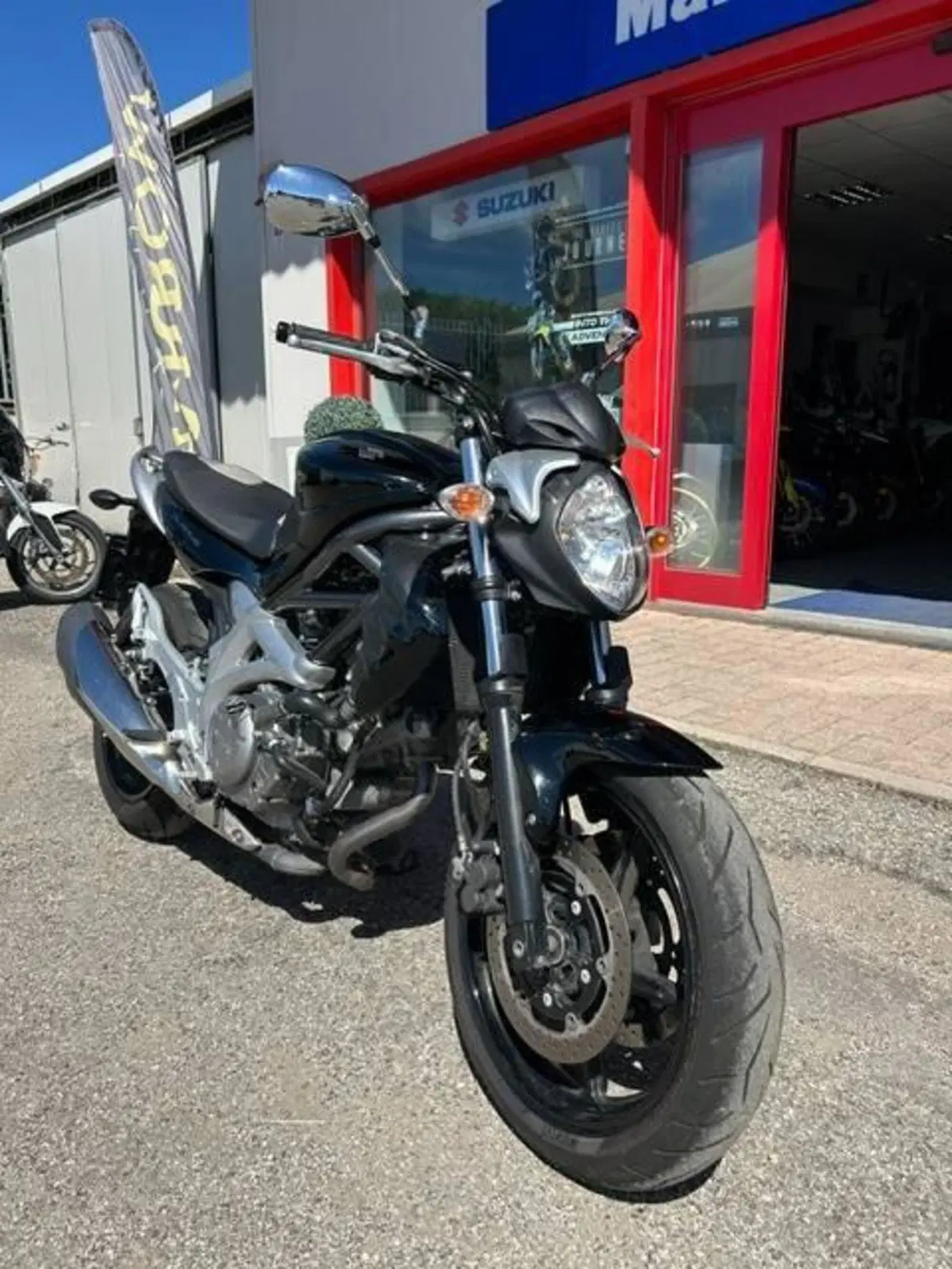 Suzuki Gladius 650 SFV ABS (2009 - 15) (4)
