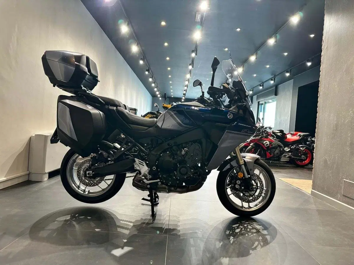 Yamaha Tracer 9 GT+ Y-AMT (2025 - 26) (10)