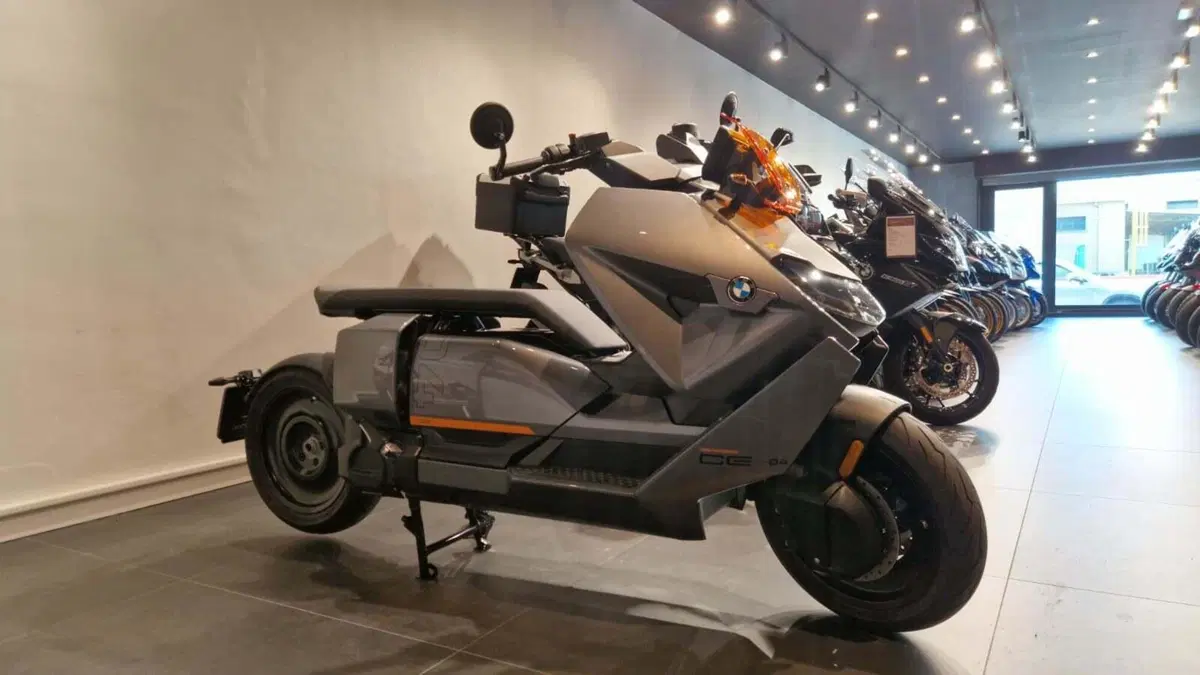 Bmw CE 04 (2021 - 25) (5)