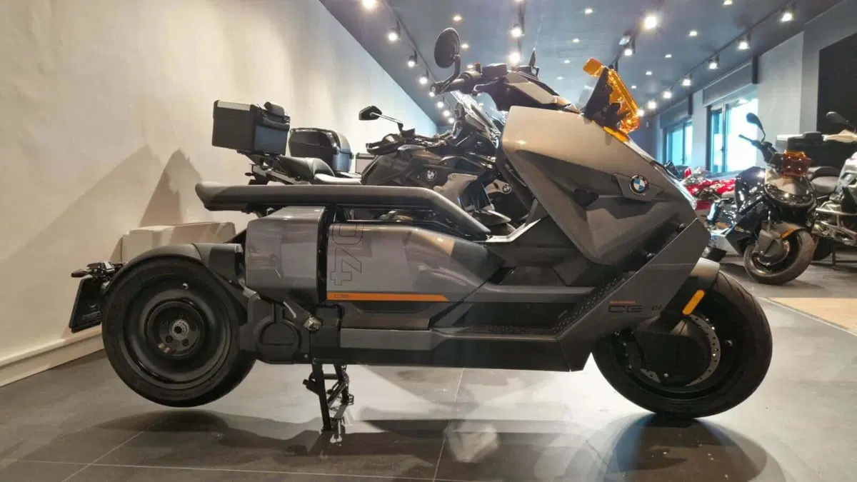 Bmw CE 04 (2021 - 25) (6)