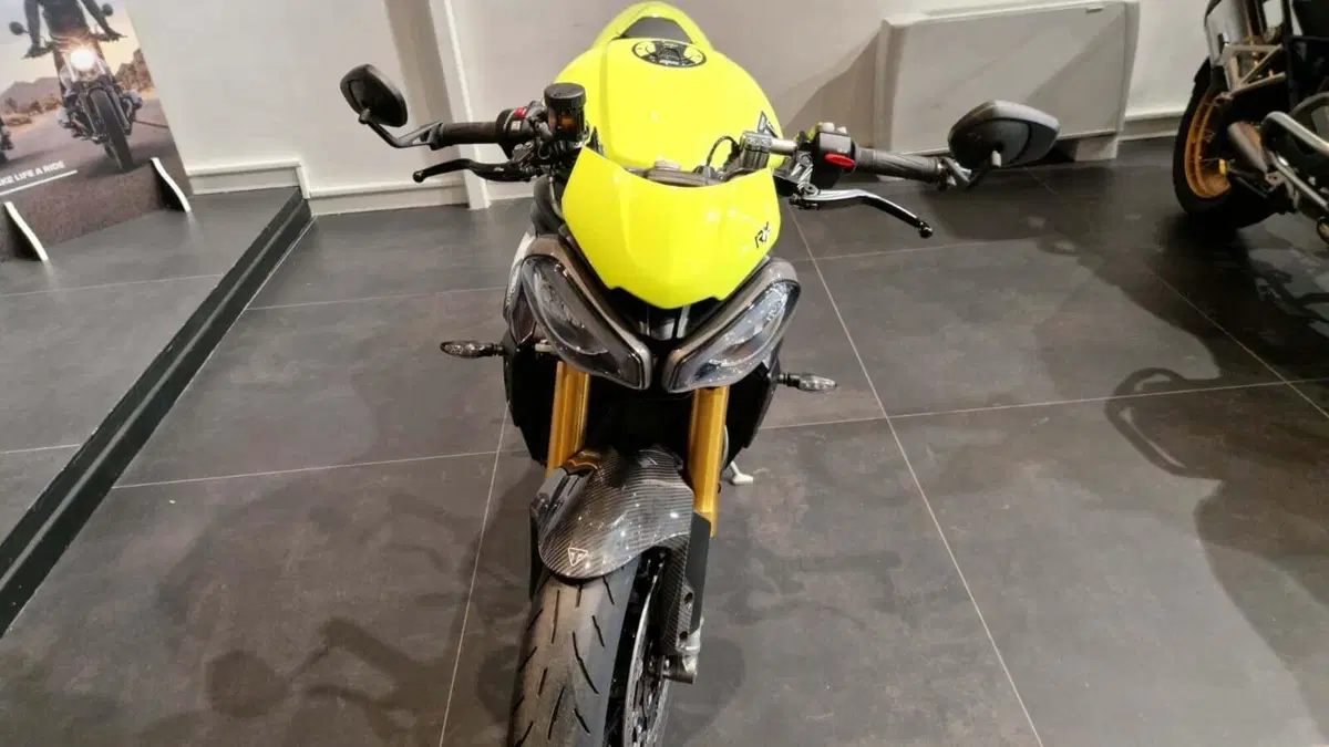 Triumph Speed Triple 1200 RX (2025 - 26) (4)