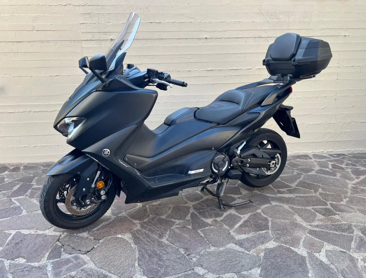 Yamaha T-Max 560 (2020 - 21) (2)