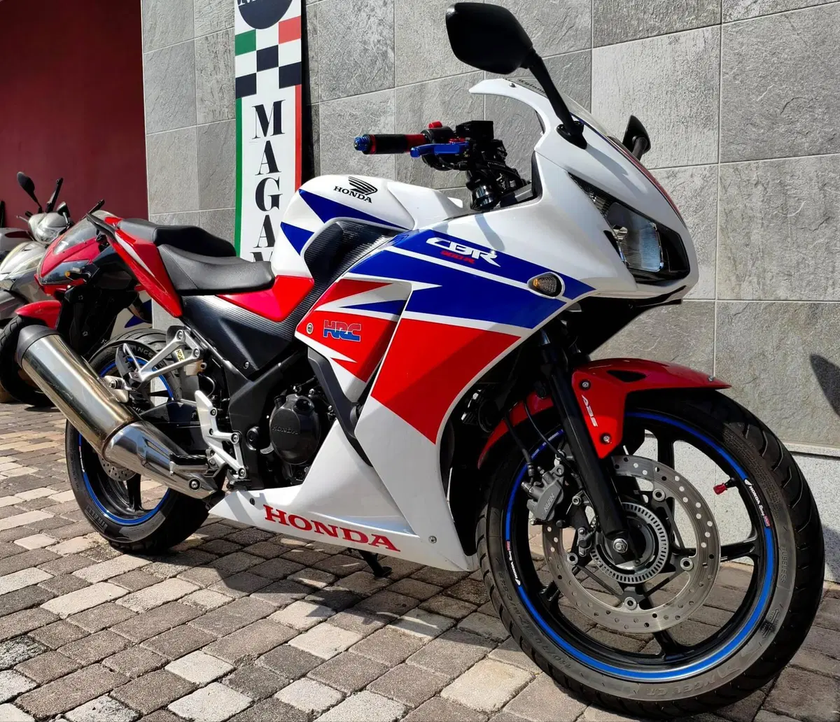 Honda CBR 300 R ABS (2014 - 17) (3)