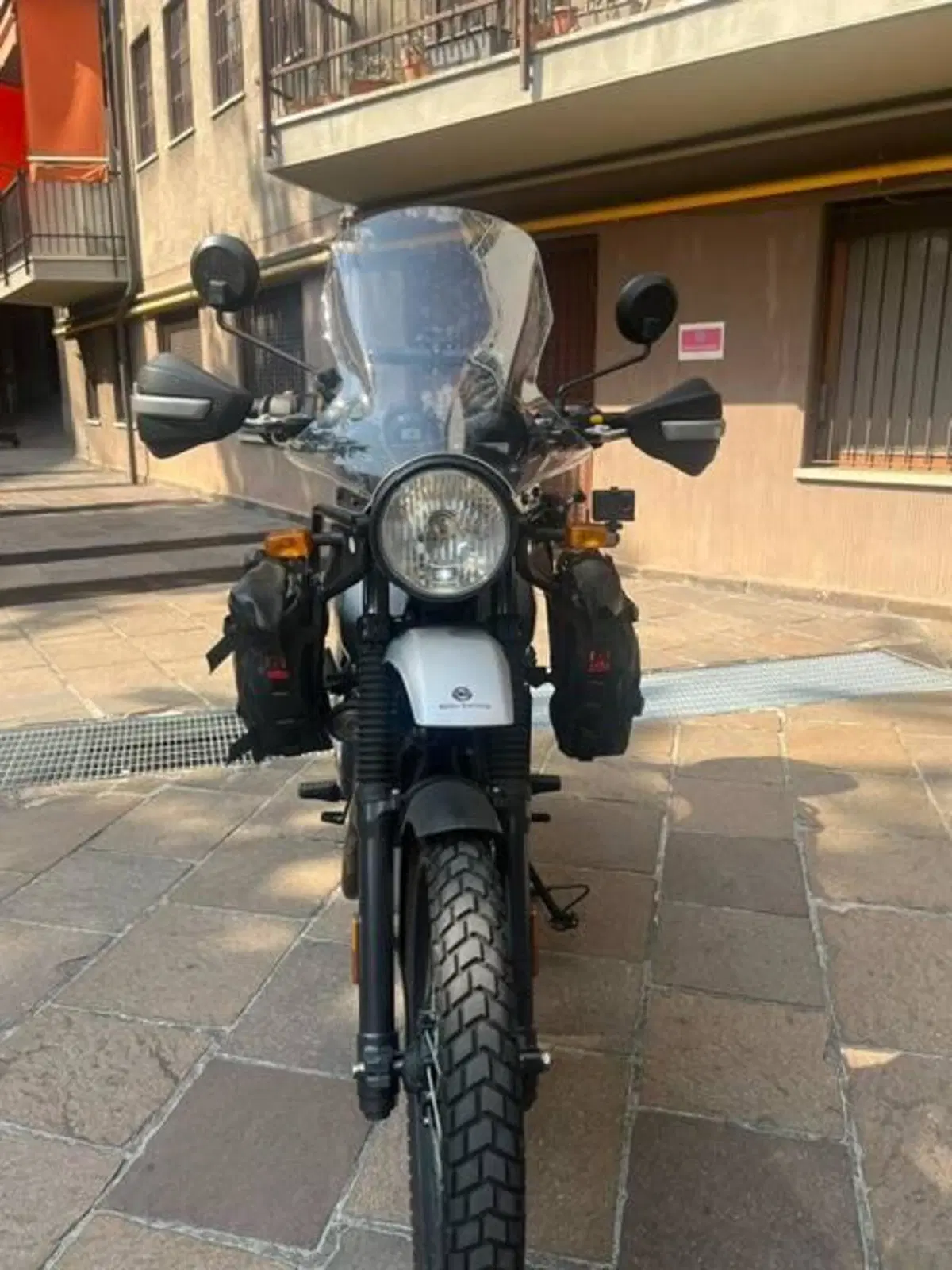 Royal Enfield Himalayan 411 (2021 - 24) (3)