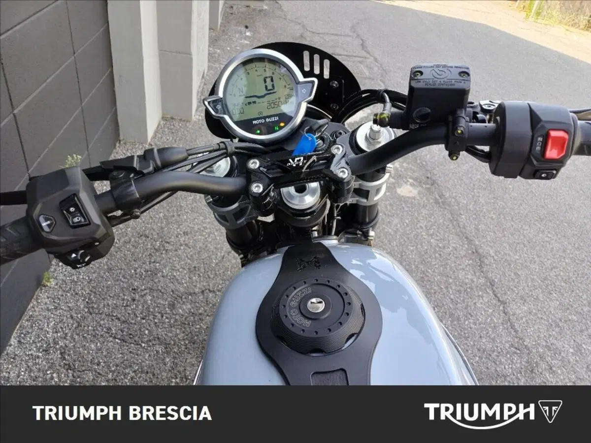 Moto Guzzi V7 Sport (2025 - 26) (11)