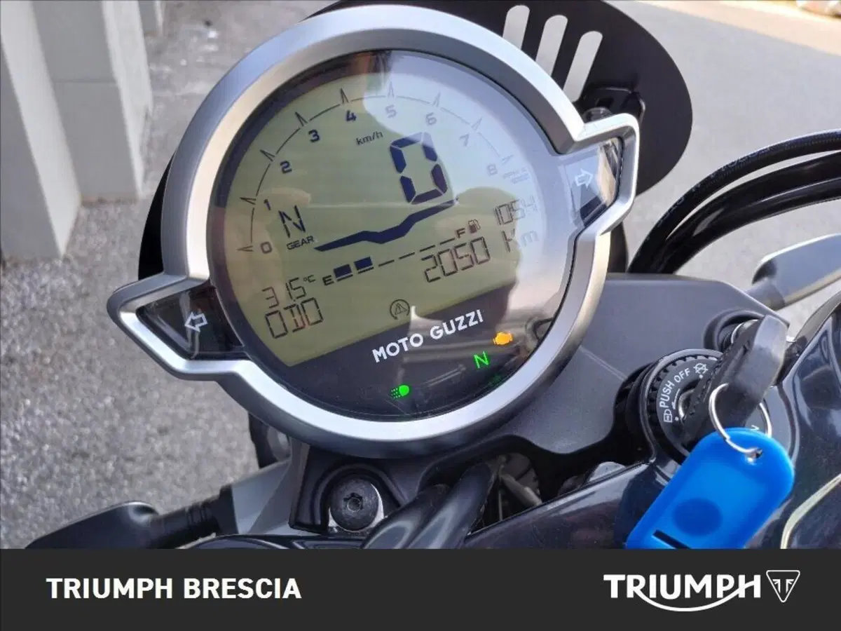 Moto Guzzi V7 Sport (2025 - 26) (12)