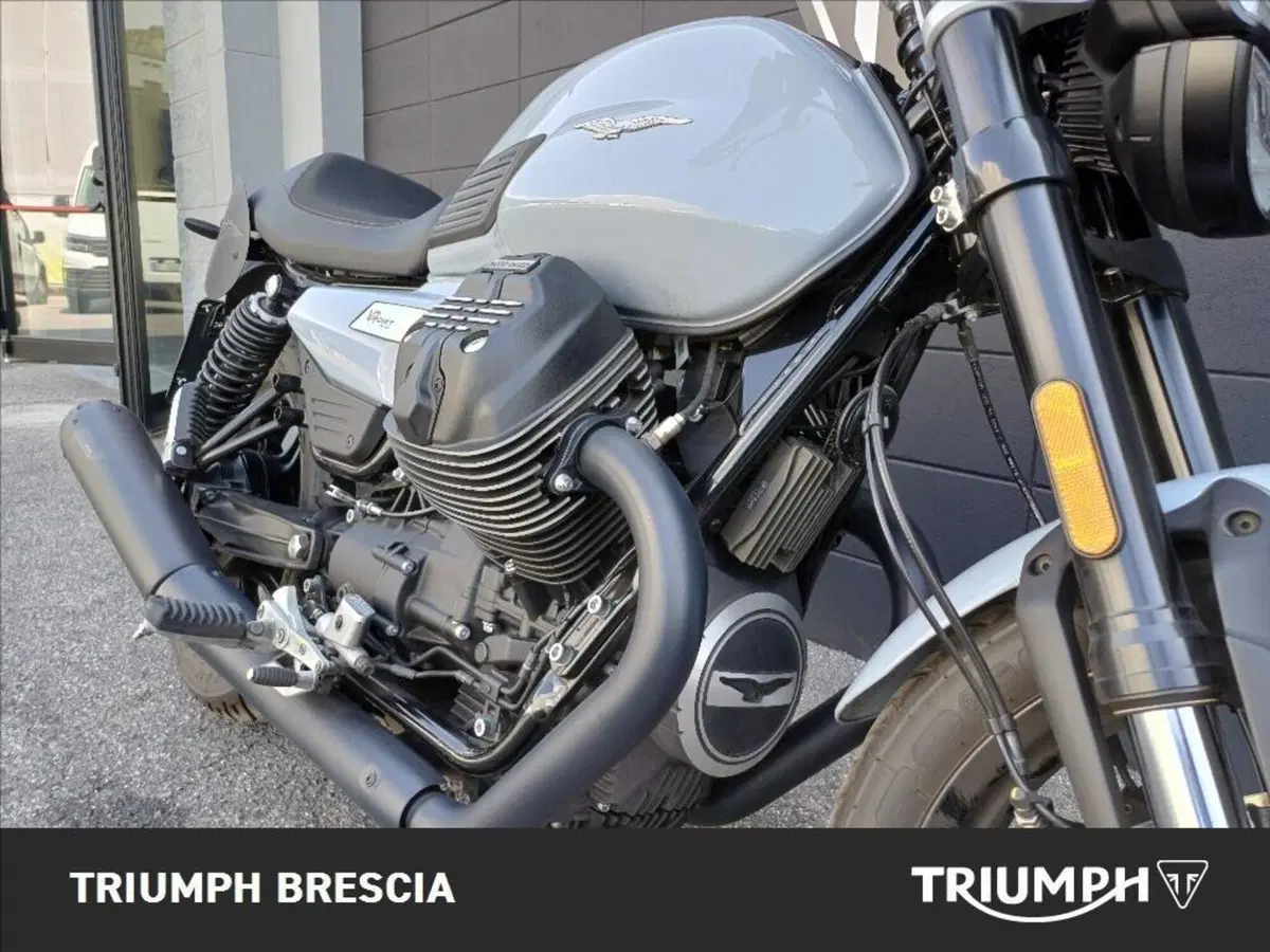 Moto Guzzi V7 Sport (2025 - 26) (9)