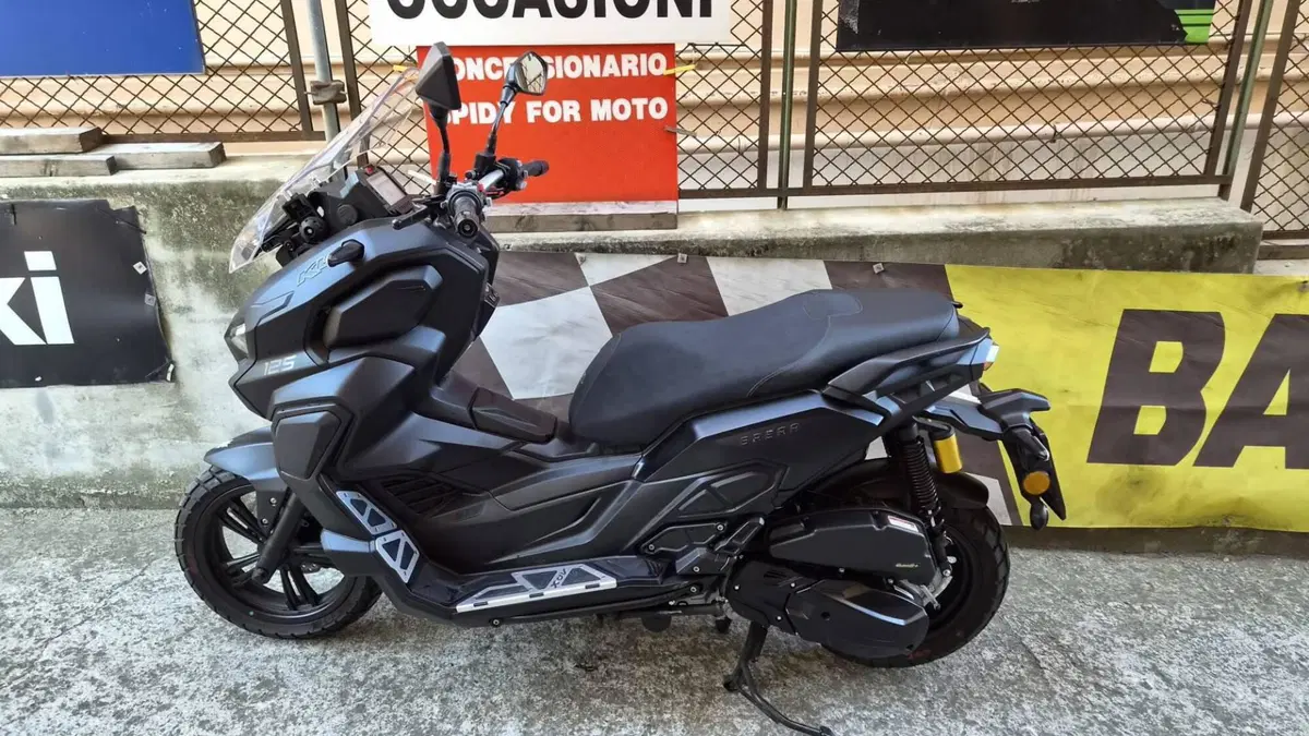Kl Brera X 125 (2025 - 26) (3)