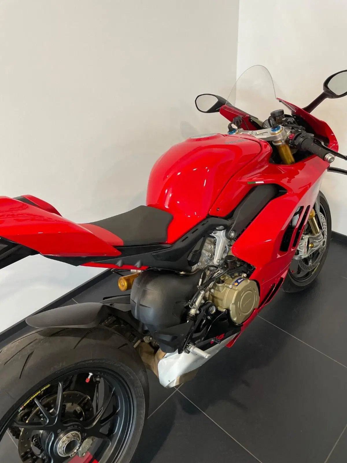 Ducati Panigale V4 S (2022 - 24) (3)
