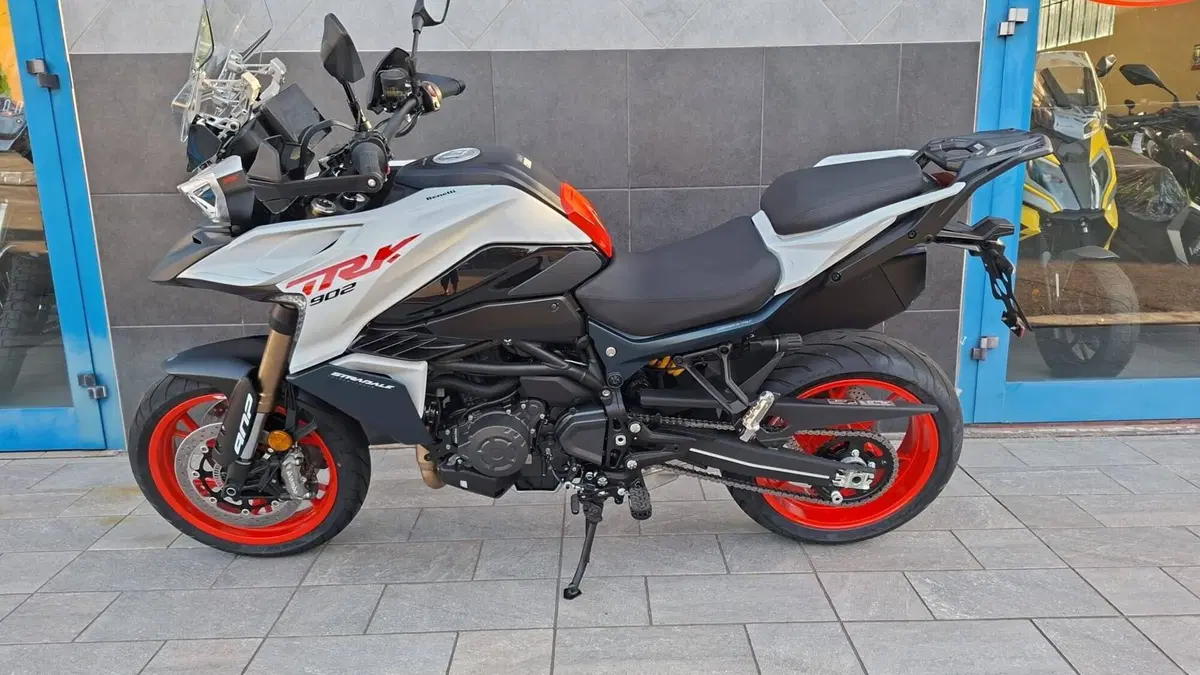 Benelli TRK 902 Stradale (2026) (3)