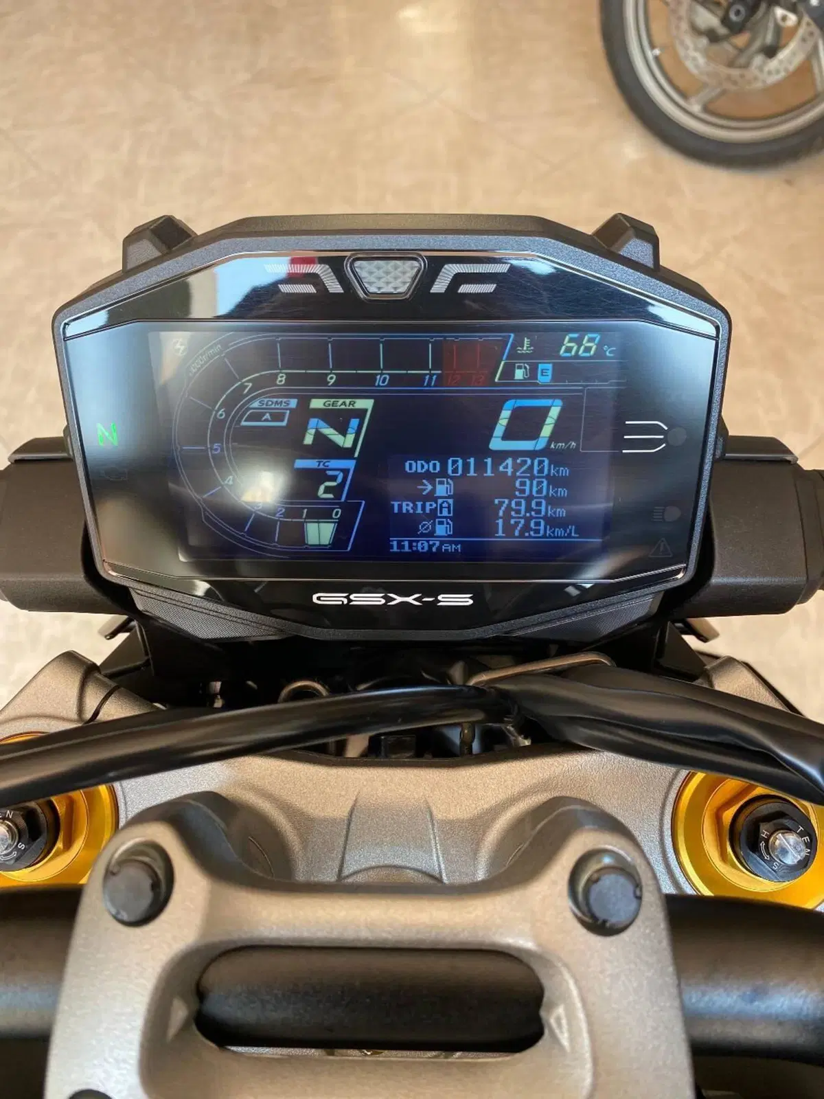 Suzuki GSX-S1000 (2021 - 25) (9)