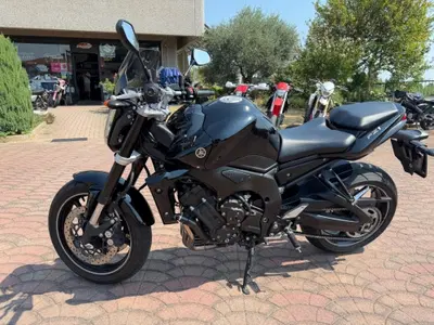 Yamaha FZ1 (2006 - 16) usata